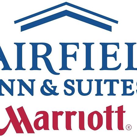Fairfield Inn & Suites By Marriott Montreal Airport Дорвал Екстериор снимка